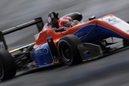 Bruno Carneiro racing in Japan